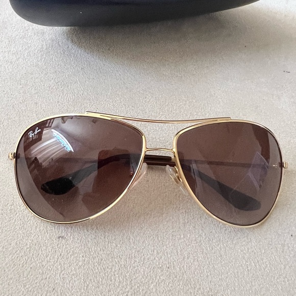 Ray-Ban 63mm aviator sunglasses excellent condition - Picture 10 of 11